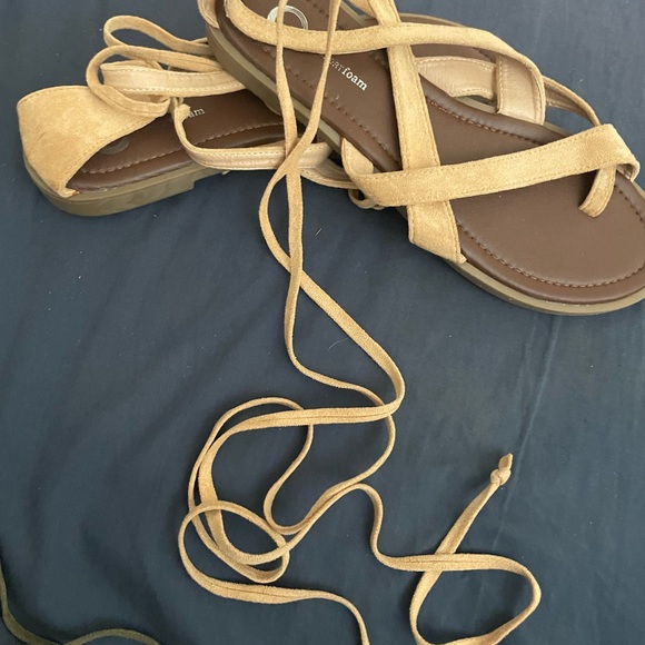 NWT Journee Collection. I have other colors. - Picture 3 of 3